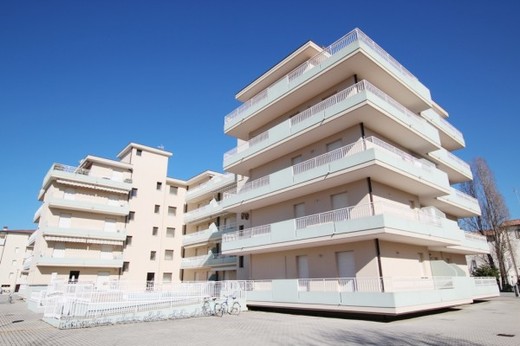  LIVENZA C (19).jpg